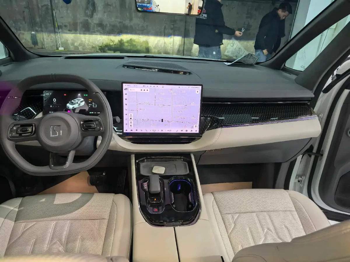 2024 Zeekr 009 BEV 108KWH,autocango,china used car exporter,china ev exporter,chinese used car exporter,chinese used ev exporter