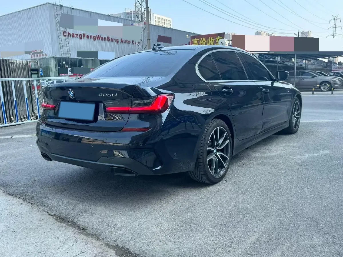 2022 BMW 3 Series 2.0T 184HP L4 8AT,autocango,china used car exporter,china ev exporter,chinese used car exporter,chinese used ev exporter