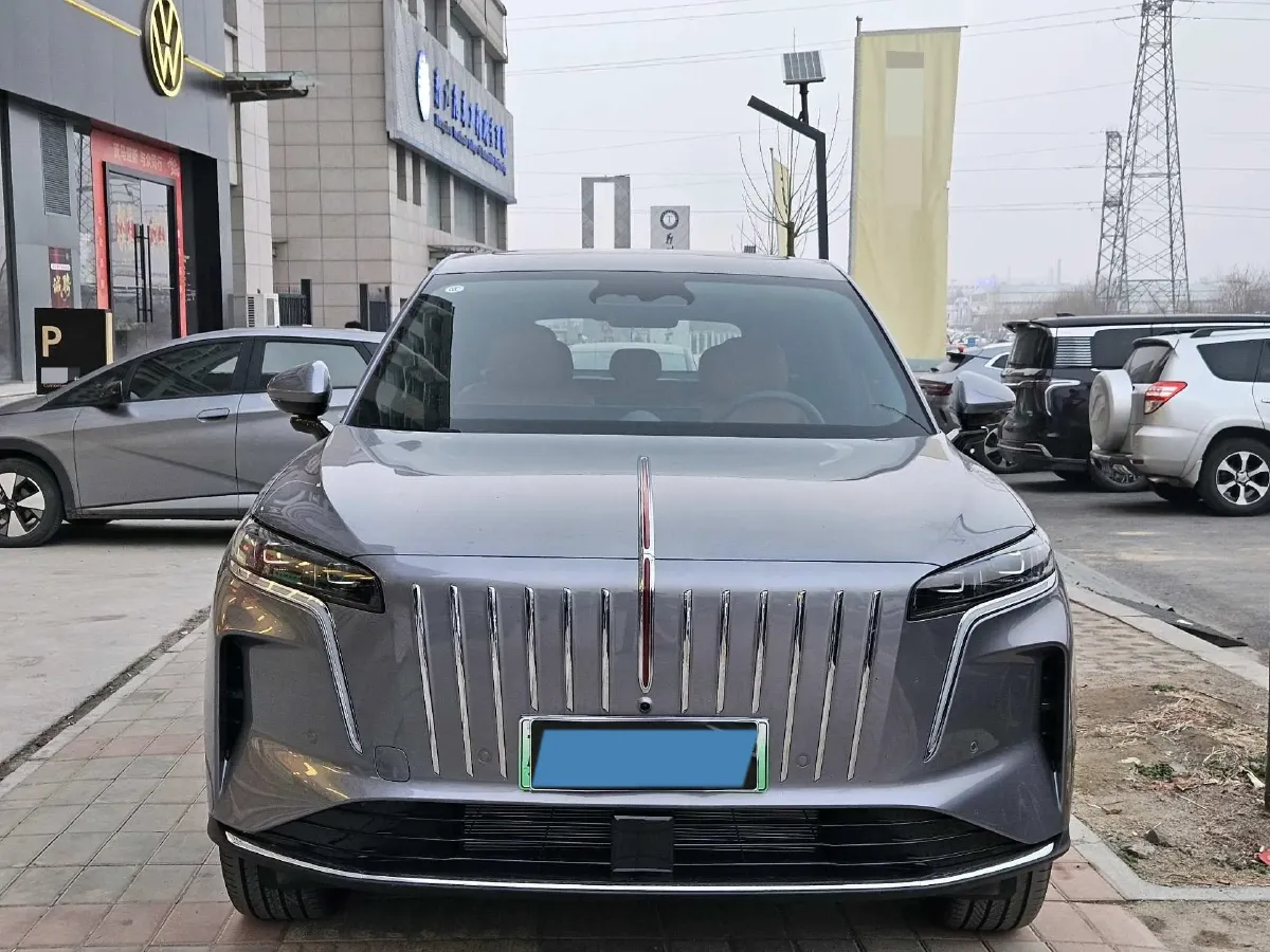 2026 HongQi HS6 PHEV 1.5T 150HP L4 1DHT PHEV,autocango,china used car exporter,china ev exporter,chinese used car exporter,chinese used ev exporter