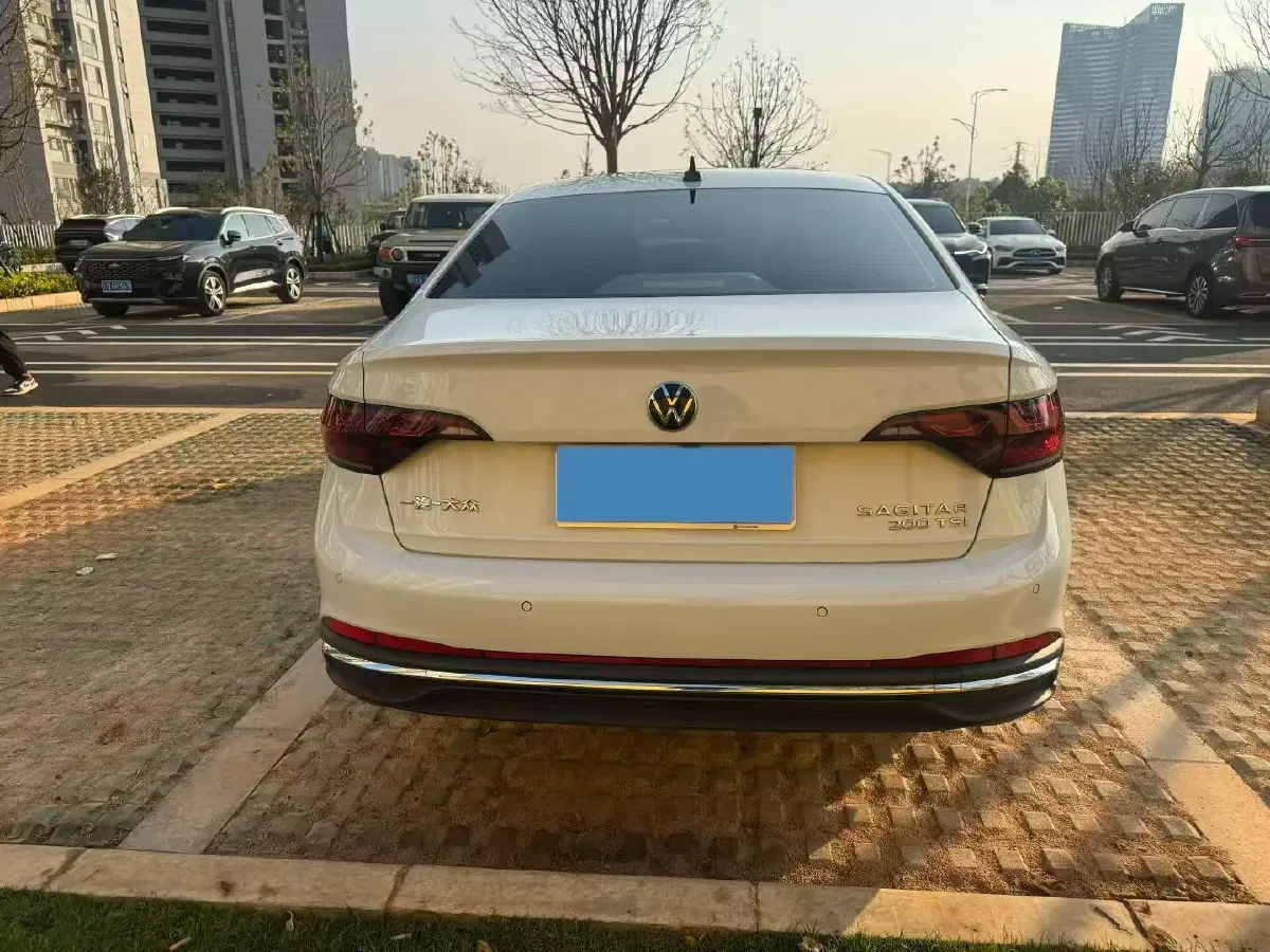 2025 Volkswagen Sagitar 1.2T 116HP L4 5MT,autocango,china used car exporter,china ev exporter,chinese used car exporter,chinese used ev exporter