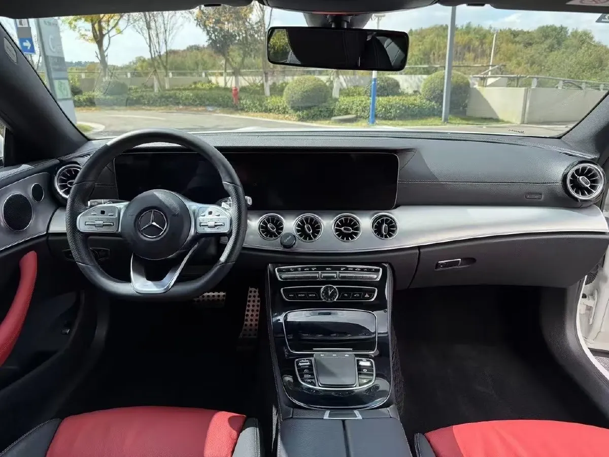 2020 Mercedes-Benz E Class 1.5T 184HP L4 9AT,autocango,china used car exporter,china ev exporter,chinese used car exporter,chinese used ev exporter