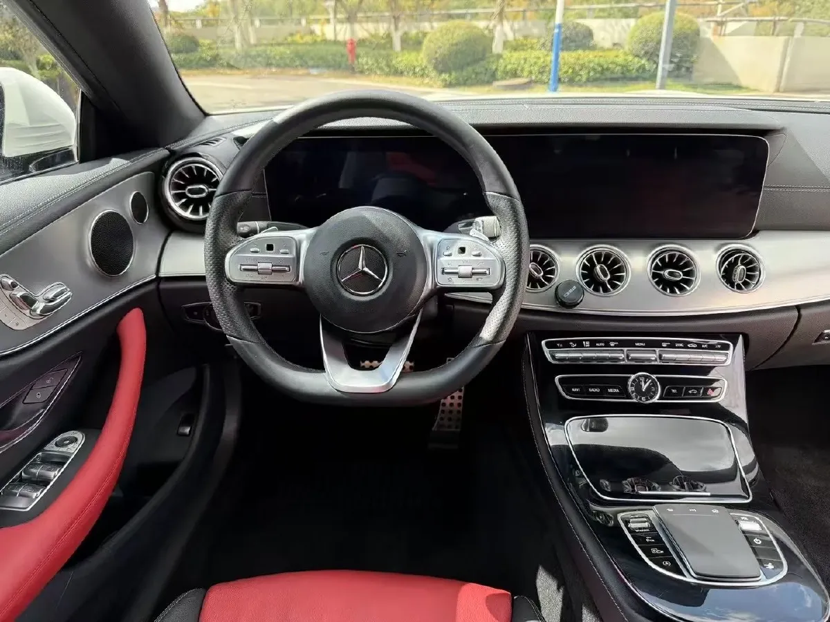 2020 Mercedes-Benz E Class 1.5T 184HP L4 9AT,autocango,china used car exporter,china ev exporter,chinese used car exporter,chinese used ev exporter