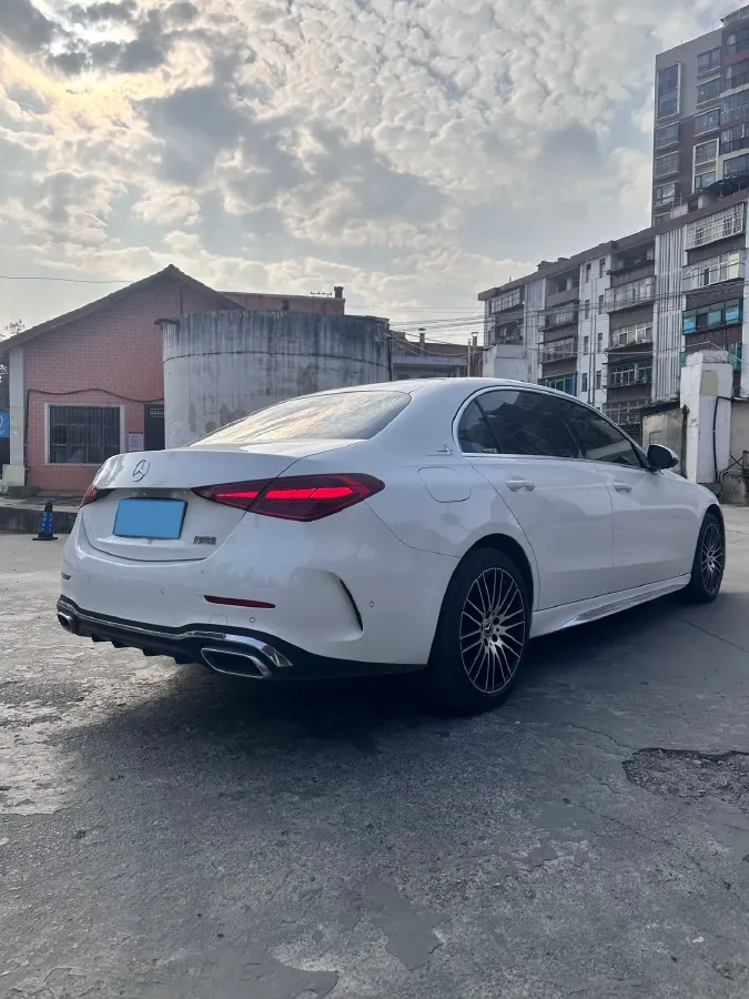 2023 Mercedes-Benz C Class 1.5T 204HP L4 9AT,autocango,china used car exporter,china ev exporter,chinese used car exporter,chinese used ev exporter