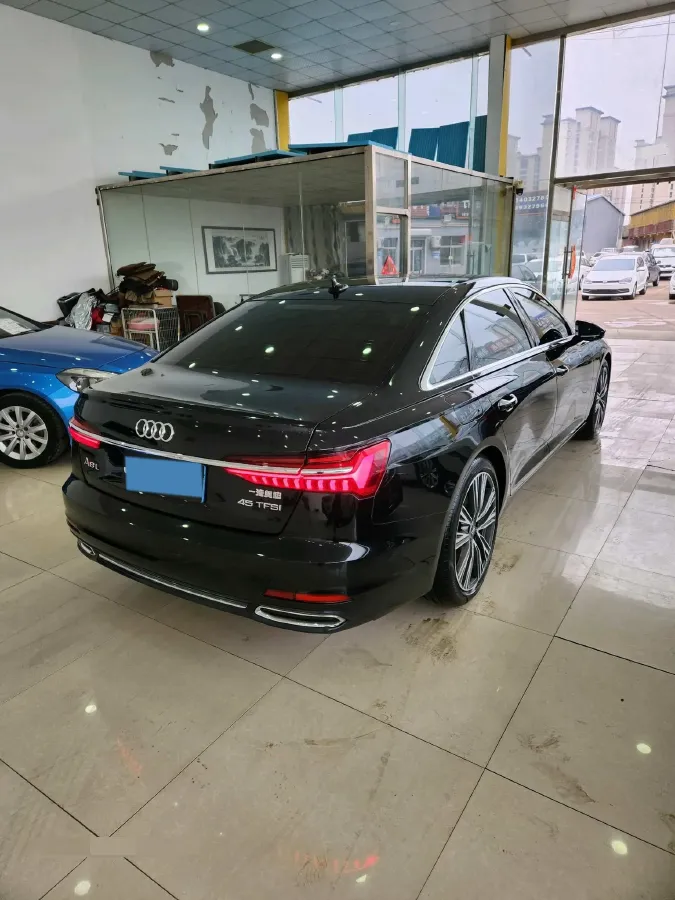 2021 Audi A6L 2.0T 224HP L4 7DCT,autocango,china used car exporter,china ev exporter,chinese used car exporter,chinese used ev exporter