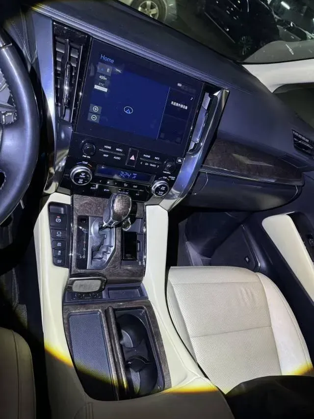 2021 Toyota Alphard 2.5L 117HP L4 E-CVT Hybrid,autocango,china used car exporter,china ev exporter,chinese used car exporter,chinese used ev exporter