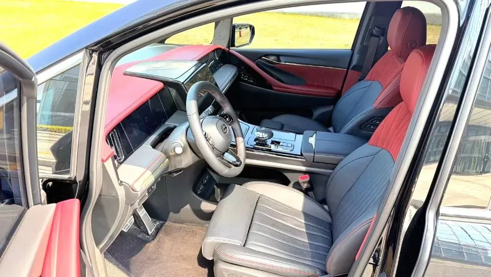 2025 GAC Trumpchi M8 2.0T 190HP L4 2DHT Hybrid,autocango,china used car exporter,china ev exporter,chinese used car exporter,chinese used ev exporter