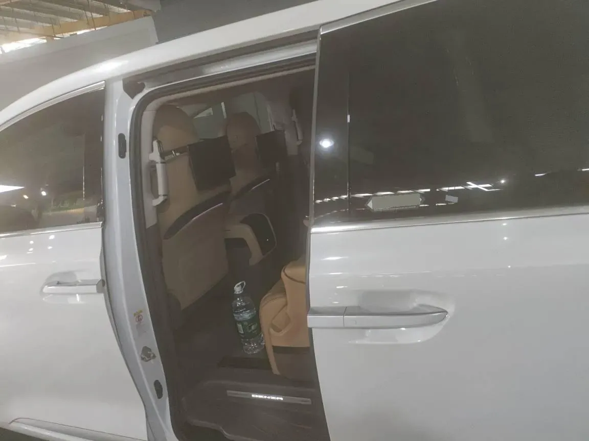 2022 Honda Odyssey 2.0L 146HP L4 E-CVT Hybrid,autocango,china used car exporter,china ev exporter,chinese used car exporter,chinese used ev exporter