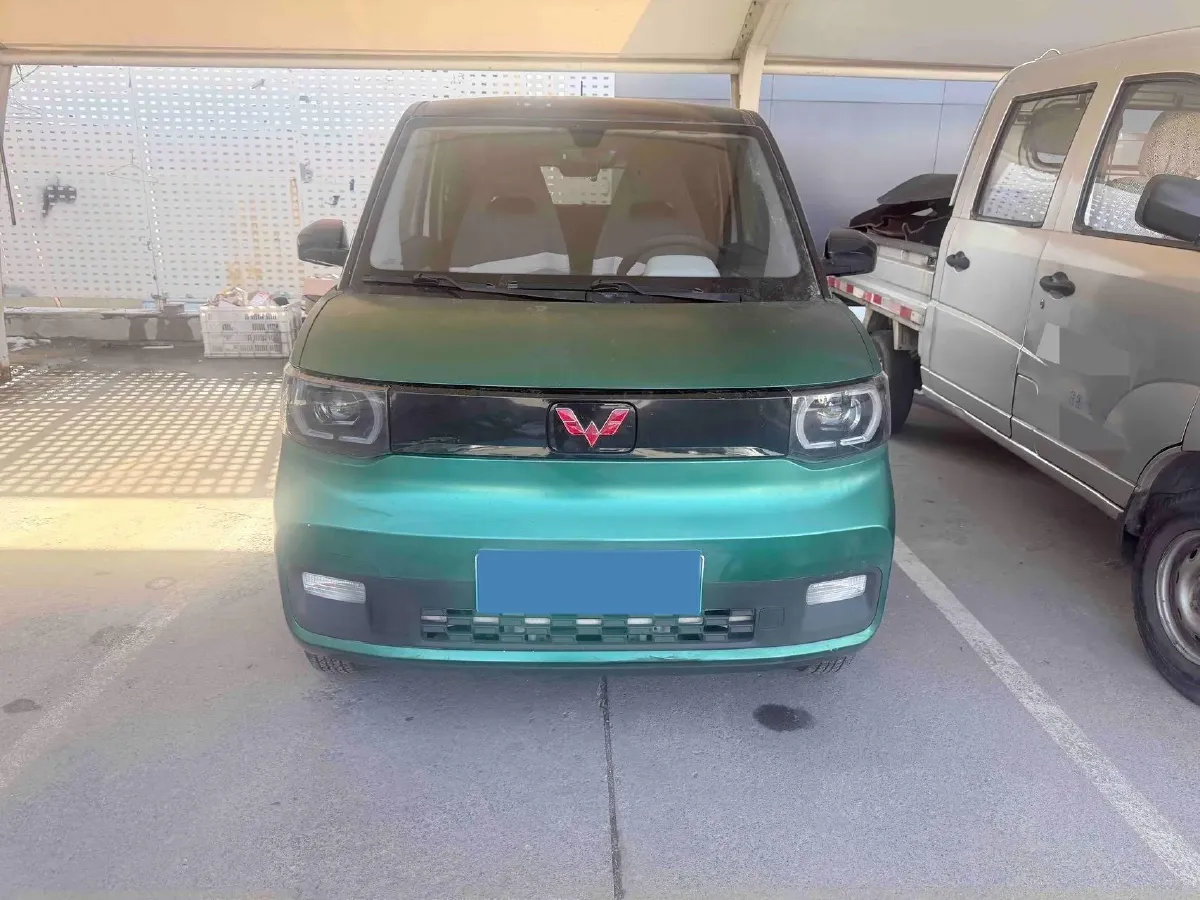 2021 WuLing HongGuang MINI EV BEV 13.8KWH,autocango,china used car exporter,china ev exporter,chinese used car exporter,chinese used ev exporter