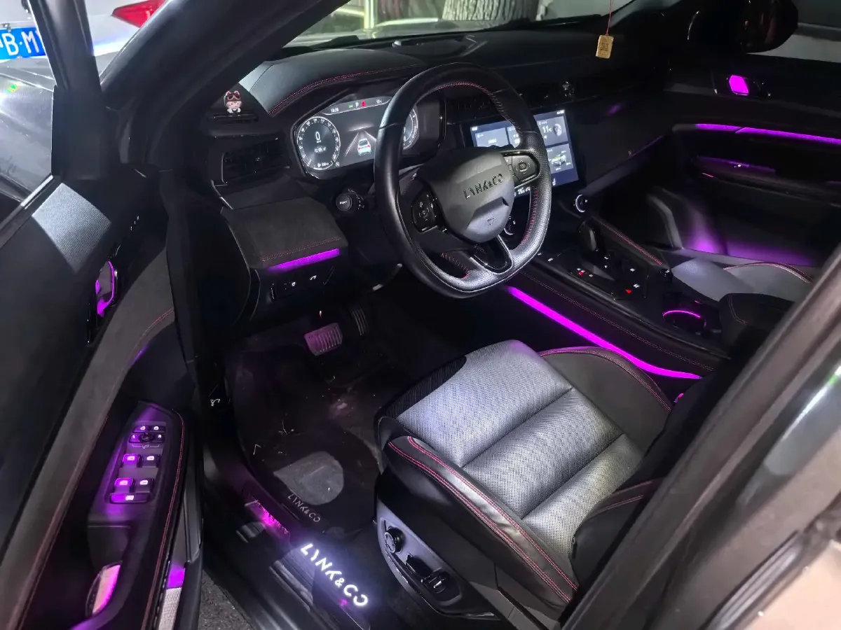 2022 LYNK&CO 05 2.0T 254HP L4 8AT,autocango,china used car exporter,china ev exporter,chinese used car exporter,chinese used ev exporter