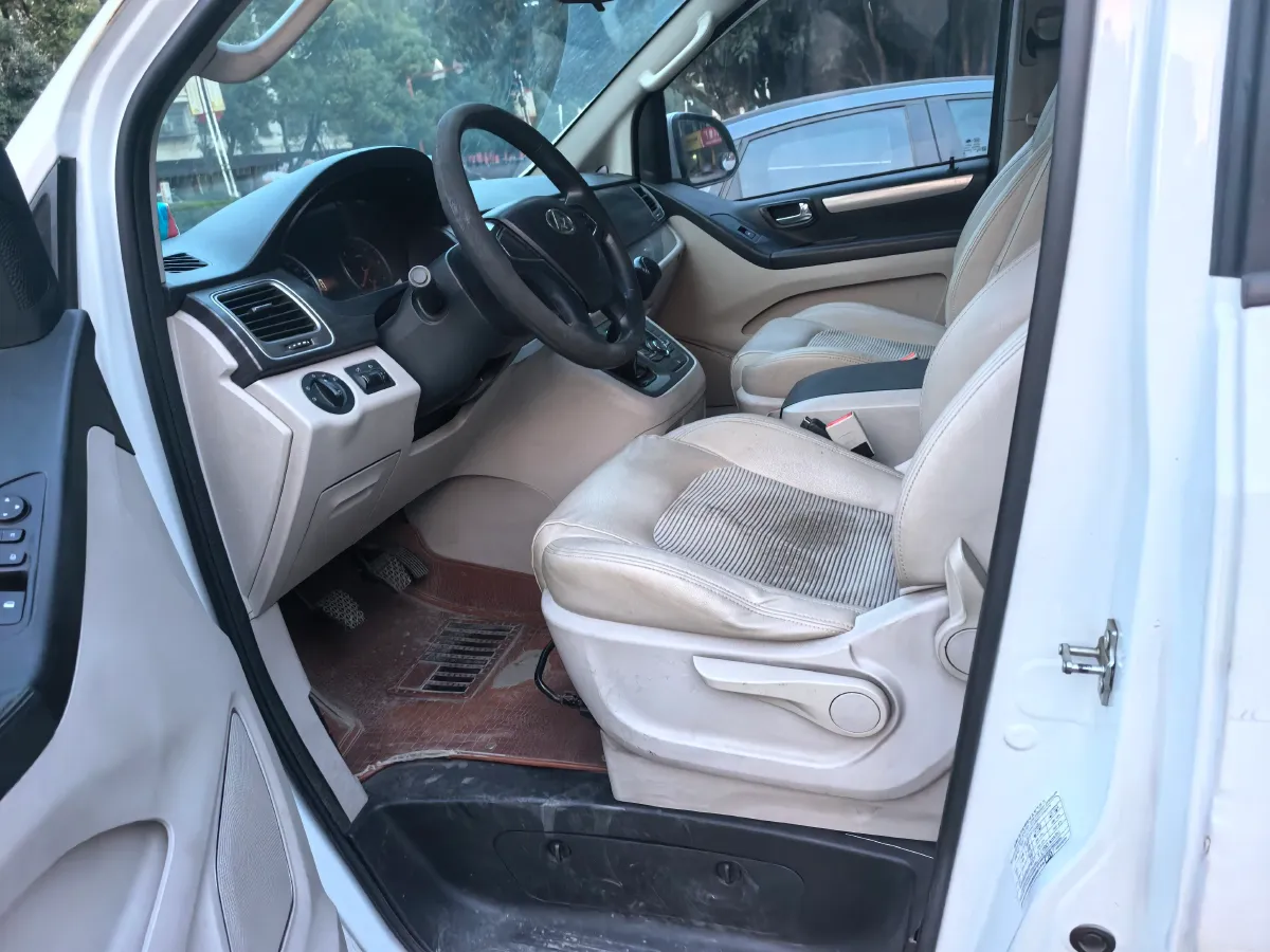 2018 MAXUS G10 1.9T 150HP L4 6MT,autocango,china used car exporter,china ev exporter,chinese used car exporter,chinese used ev exporter