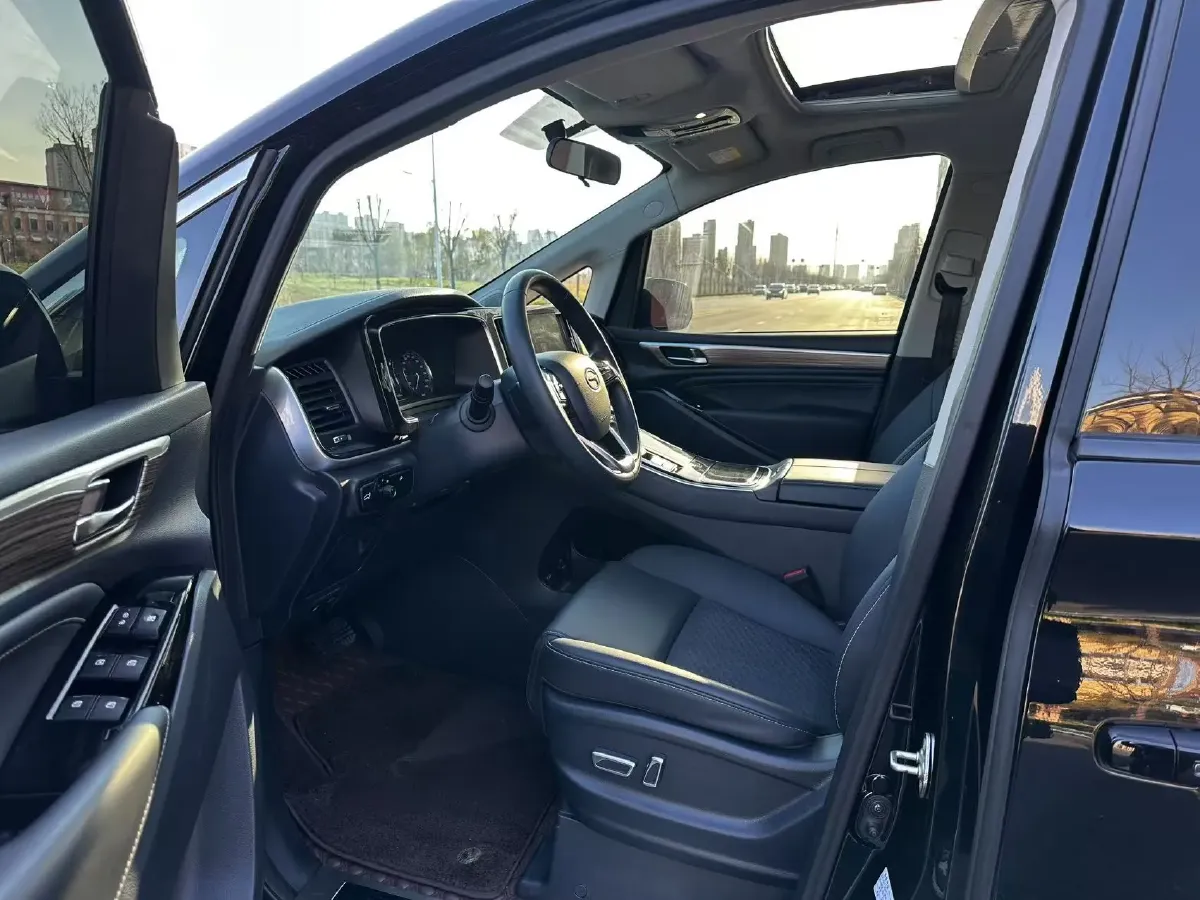 2023 GAC Trumpchi M8 2.0T 252HP L4 8AT,autocango,china used car exporter,china ev exporter,chinese used car exporter,chinese used ev exporter