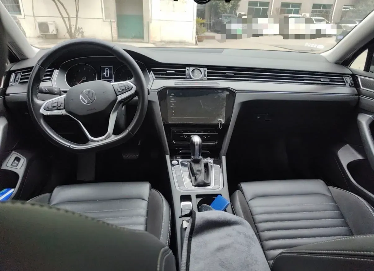 2020 Volkswagen Magotan 2.0T 186HP L4 7DCT,autocango,china used car exporter,china ev exporter,chinese used car exporter,chinese used ev exporter