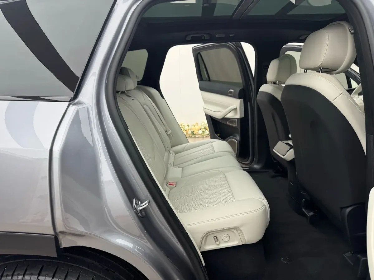 2024 NIO ES8 BEV 75KWH,autocango,china used car exporter,china ev exporter,chinese used car exporter,chinese used ev exporter