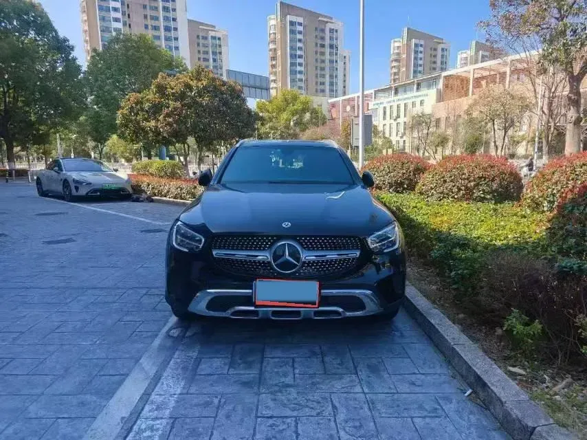 2021 Mercedes-Benz GLC Class 2.0T 197HP L4 9AT,autocango,china used car exporter,china ev exporter,chinese used car exporter,chinese used ev exporter