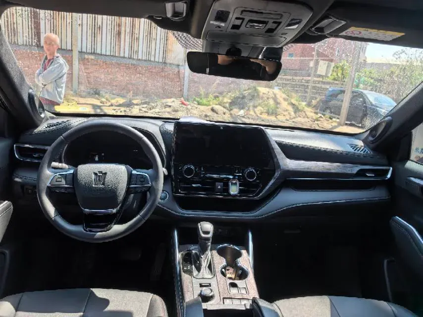 2024 Toyota Crown Kluger 2.0T 248HP L4 8AT,autocango,china used car exporter,china ev exporter,chinese used car exporter,chinese used ev exporter