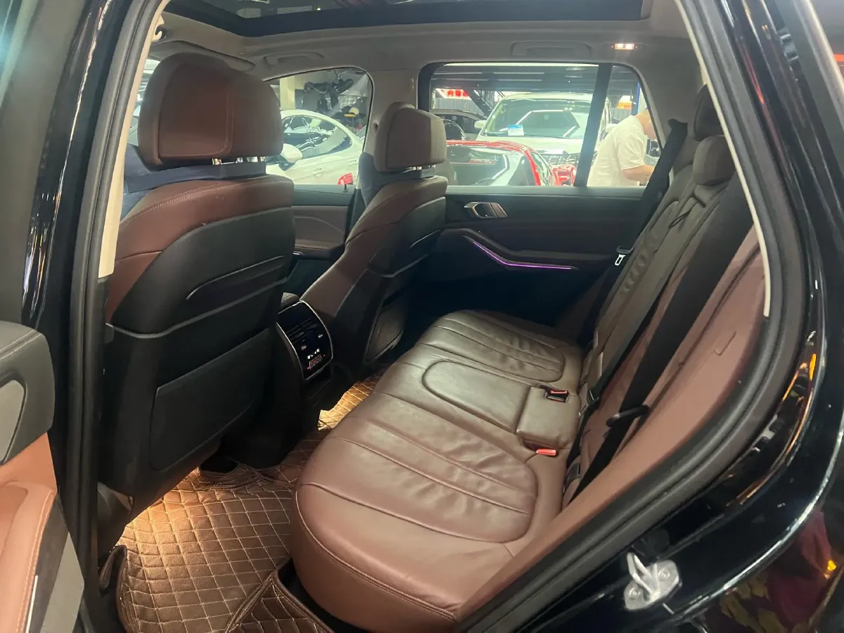 2020 BMW X5 3.0T 340HP L6 8AT,autocango,china used car exporter,china ev exporter,chinese used car exporter,chinese used ev exporter