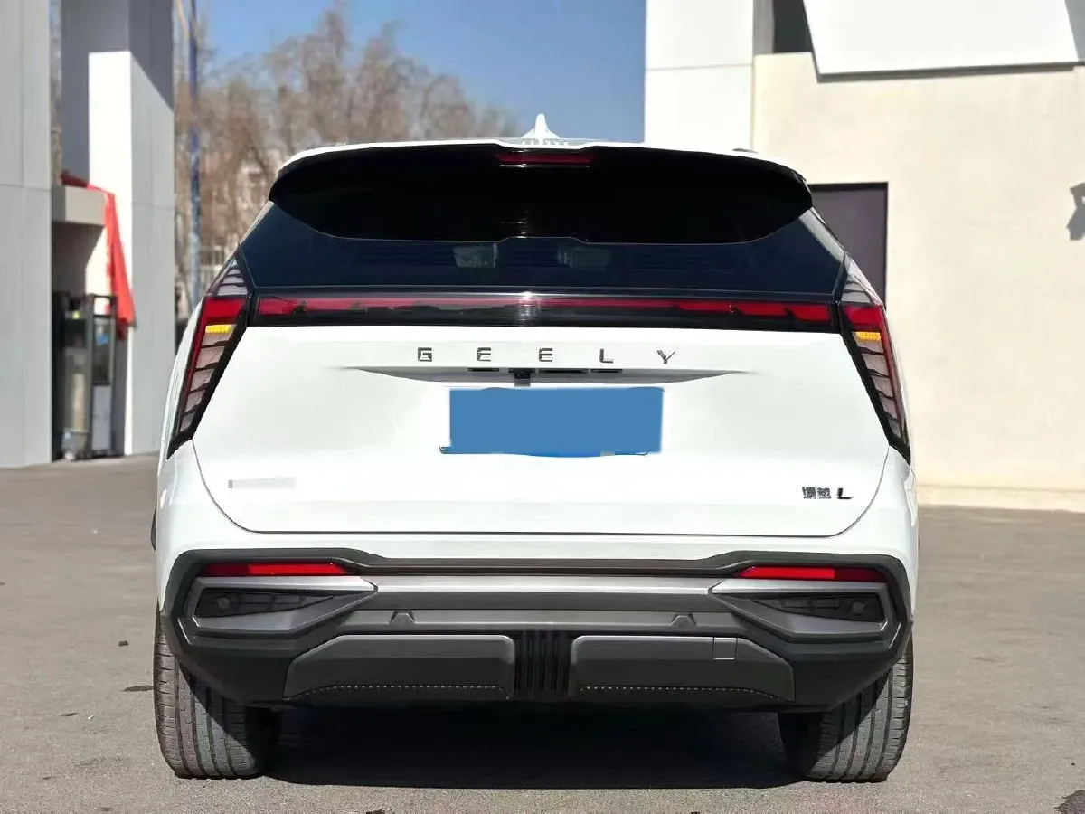 2023 Geely StarRay 1.5T 181HP L4 7DCT,autocango,china used car exporter,china ev exporter,chinese used car exporter,chinese used ev exporter