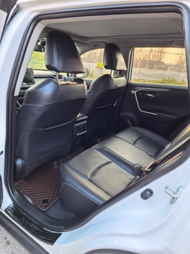 2023 Toyota RAV4 2.0L 171HP L4 CVT,autocango,china used car exporter,china ev exporter,chinese used car exporter,chinese used ev exporter