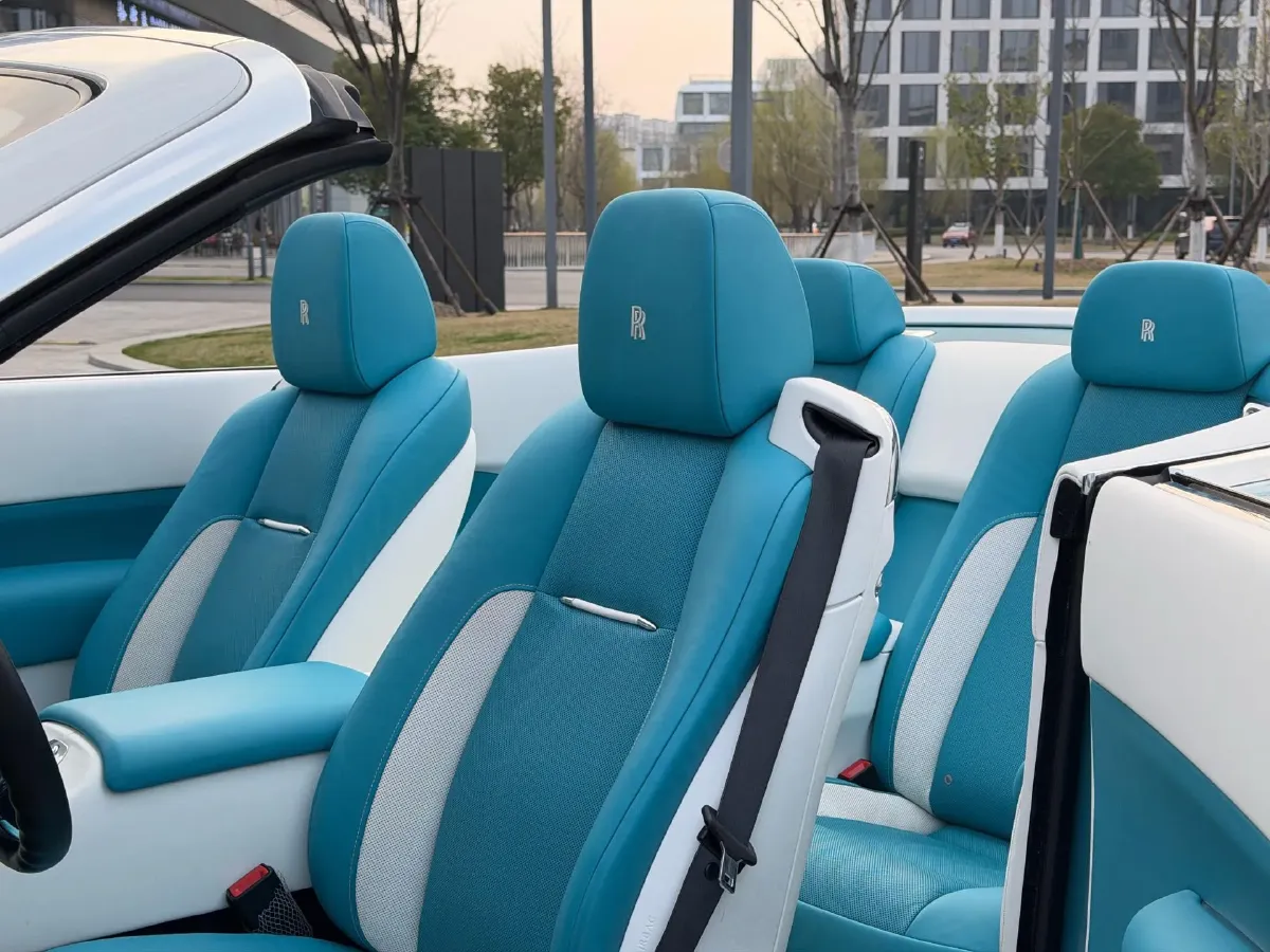 2018 Rolls-Royce Dawn 6.6T 571HP V12 8AT,autocango,china used car exporter,china ev exporter,chinese used car exporter,chinese used ev exporter