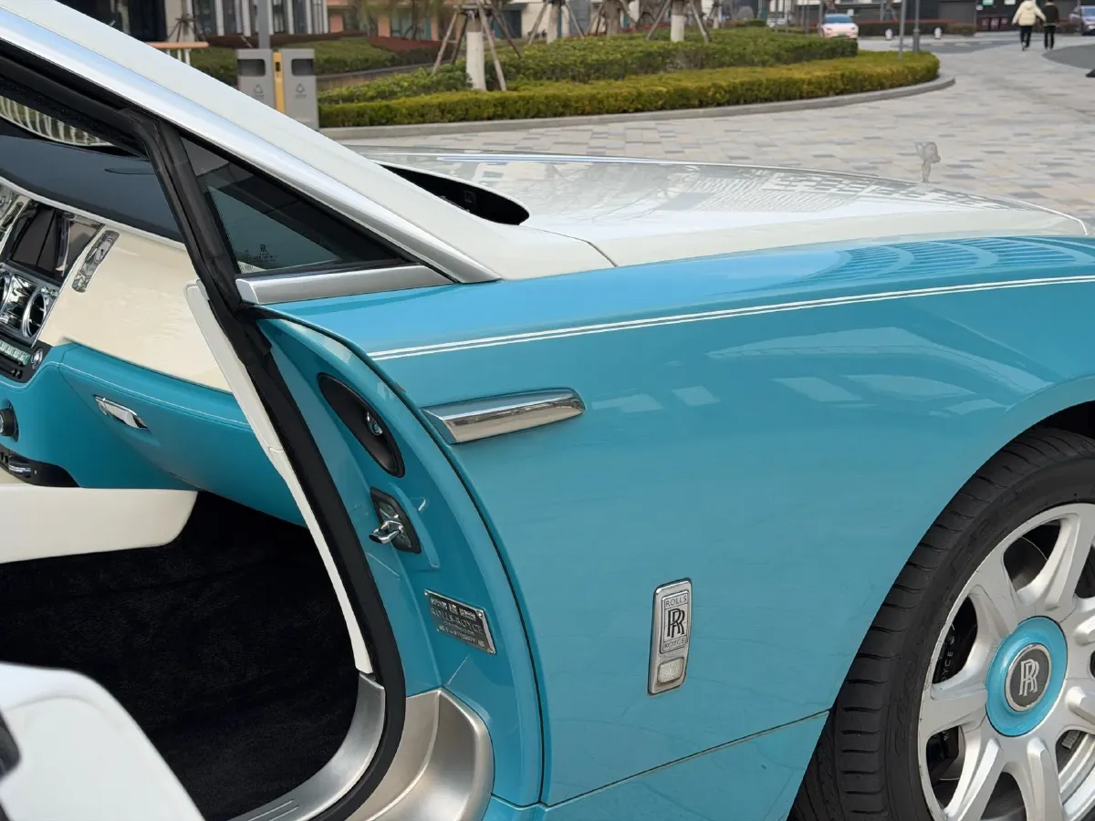 2018 Rolls-Royce Dawn 6.6T 571HP V12 8AT,autocango,china used car exporter,china ev exporter,chinese used car exporter,chinese used ev exporter