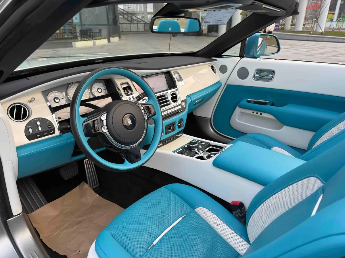 2018 Rolls-Royce Dawn 6.6T 571HP V12 8AT,autocango,china used car exporter,china ev exporter,chinese used car exporter,chinese used ev exporter
