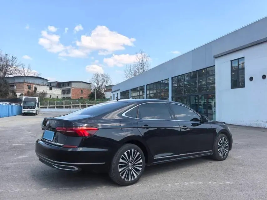 2019 Volvo V40 1.5T 152HP L4 6AT,autocango,china used car exporter,china ev exporter,chinese used car exporter,chinese used ev exporter