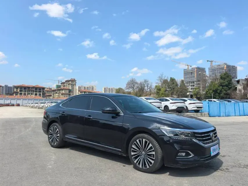 2019 Volvo V40 1.5T 152HP L4 6AT,autocango,china used car exporter,china ev exporter,chinese used car exporter,chinese used ev exporter