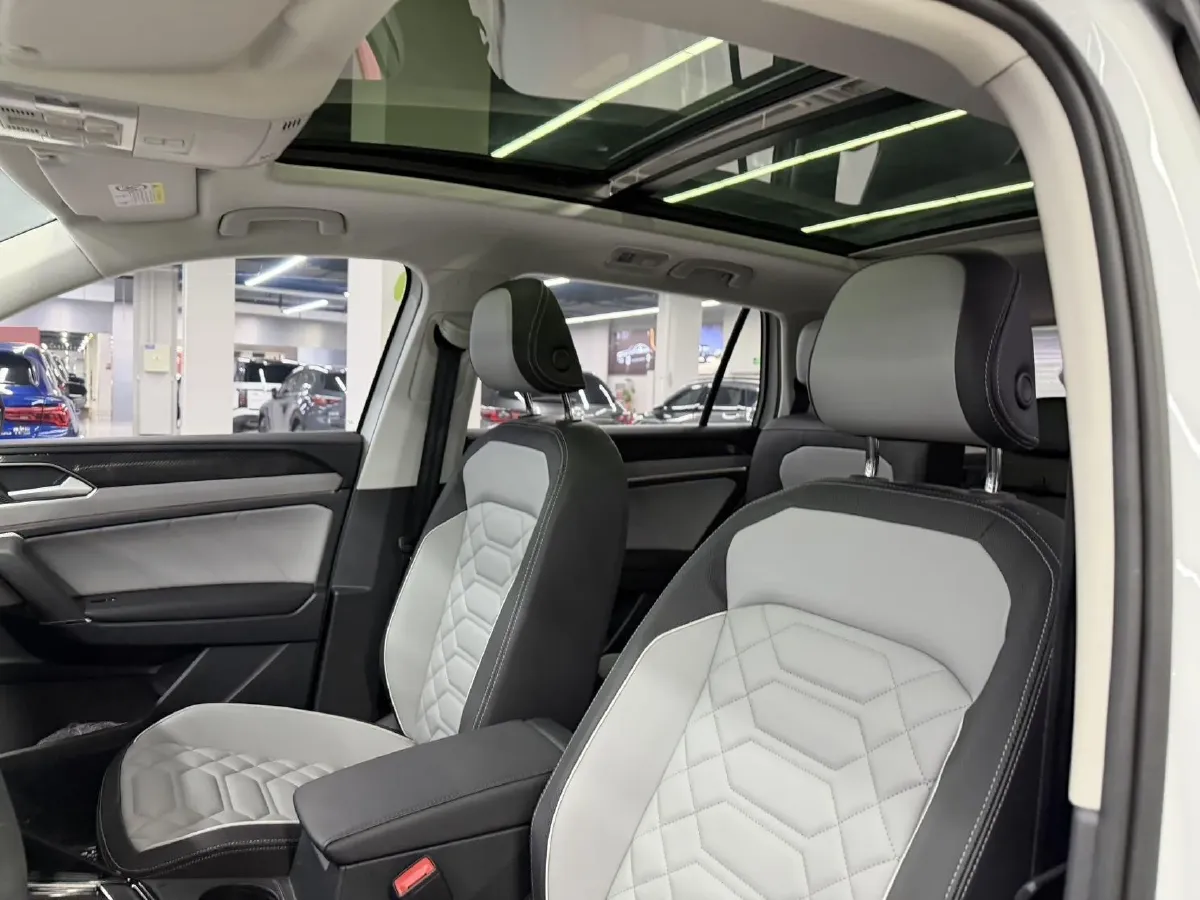 2023 Volkswagen Tayron 1.4T 150HP L4 7DCT,autocango,china used car exporter,china ev exporter,chinese used car exporter,chinese used ev exporter