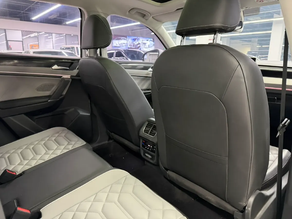 2023 Volkswagen Tayron 1.4T 150HP L4 7DCT,autocango,china used car exporter,china ev exporter,chinese used car exporter,chinese used ev exporter