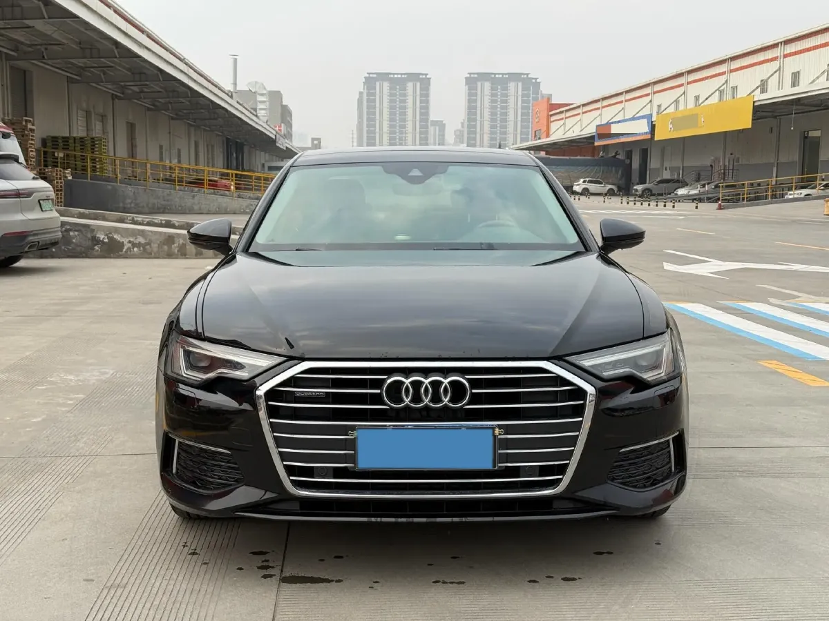 2020 Audi A6L 2.0T 190HP L4 7DCT,autocango,china used car exporter,china ev exporter,chinese used car exporter,chinese used ev exporter