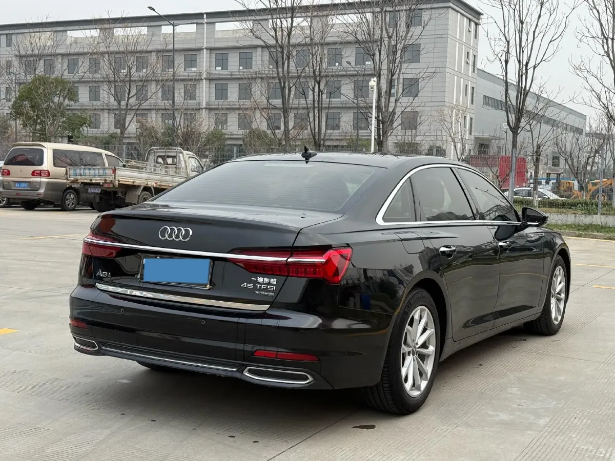 2020 Audi A6L 2.0T 190HP L4 7DCT,autocango,china used car exporter,china ev exporter,chinese used car exporter,chinese used ev exporter