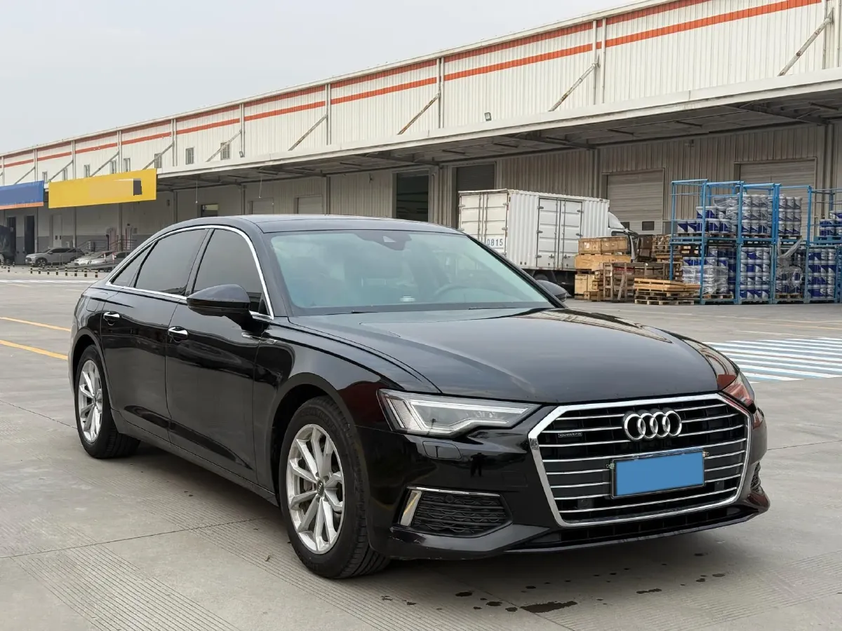 2020 Audi A6L 2.0T 190HP L4 7DCT,autocango,china used car exporter,china ev exporter,chinese used car exporter,chinese used ev exporter