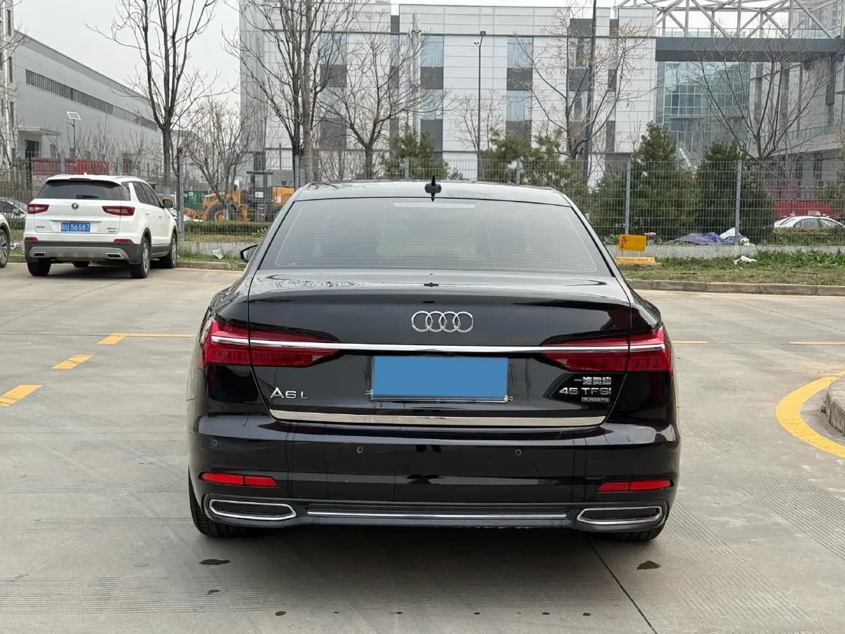 2020 Audi A6L 2.0T 190HP L4 7DCT,autocango,china used car exporter,china ev exporter,chinese used car exporter,chinese used ev exporter