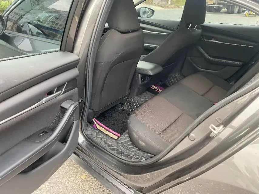 2020 Mazda 3 Axela 1.5L 117HP L4 6AT,autocango,china used car exporter,china ev exporter,chinese used car exporter,chinese used ev exporter