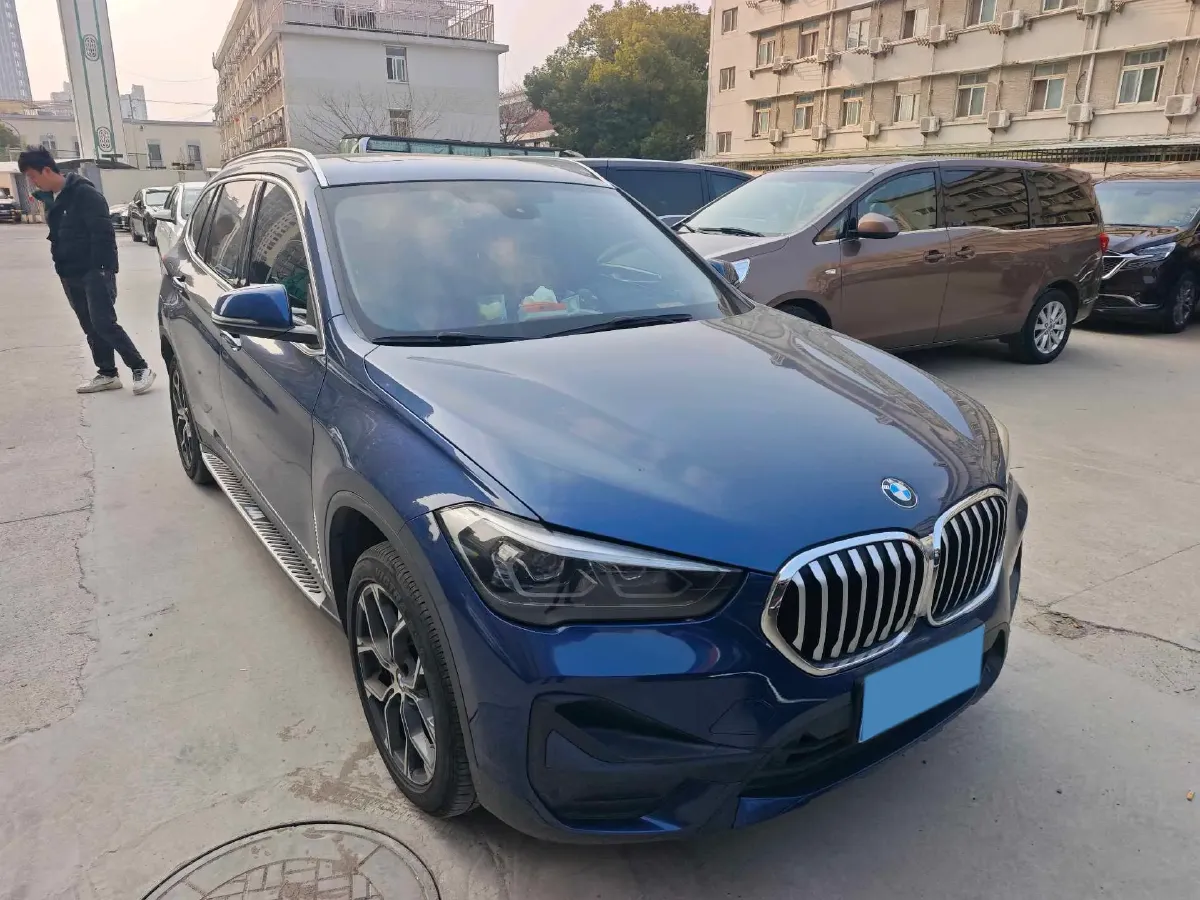 2021 BMW X1 2.0T 192HP L4 7DCT,autocango,china used car exporter,china ev exporter,chinese used car exporter,chinese used ev exporter