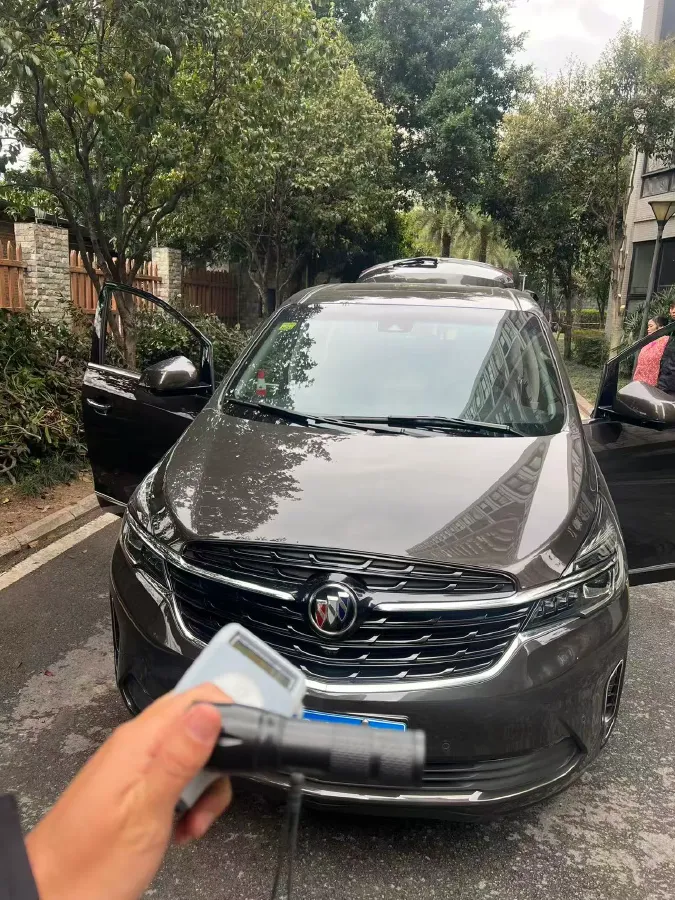 2021 Buick GL8 2.0T 237HP L4 9AT,autocango,china used car exporter,china ev exporter,chinese used car exporter,chinese used ev exporter