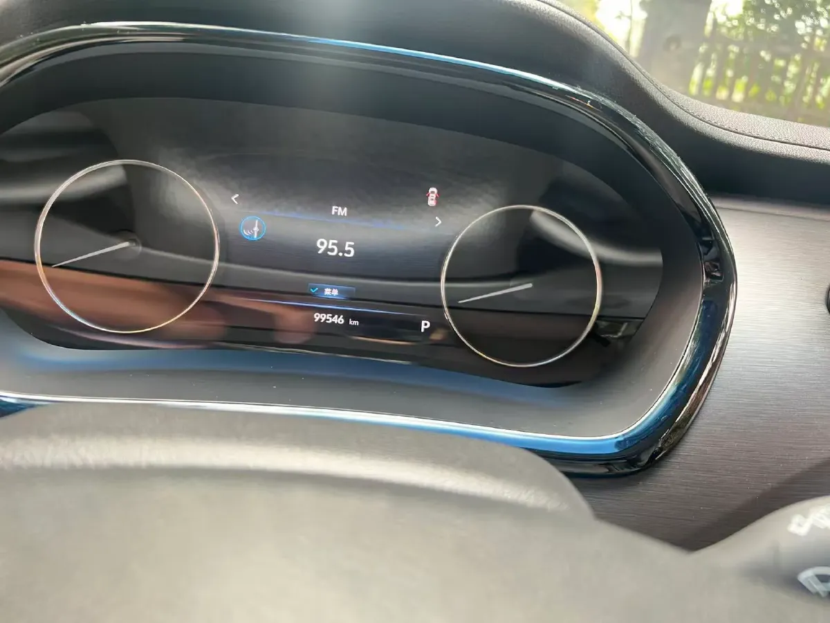 2021 Buick GL8 2.0T 237HP L4 9AT,autocango,china used car exporter,china ev exporter,chinese used car exporter,chinese used ev exporter