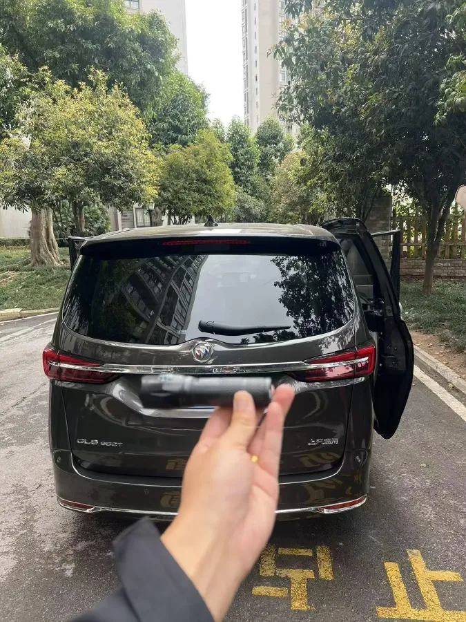 2021 Buick GL8 2.0T 237HP L4 9AT,autocango,china used car exporter,china ev exporter,chinese used car exporter,chinese used ev exporter