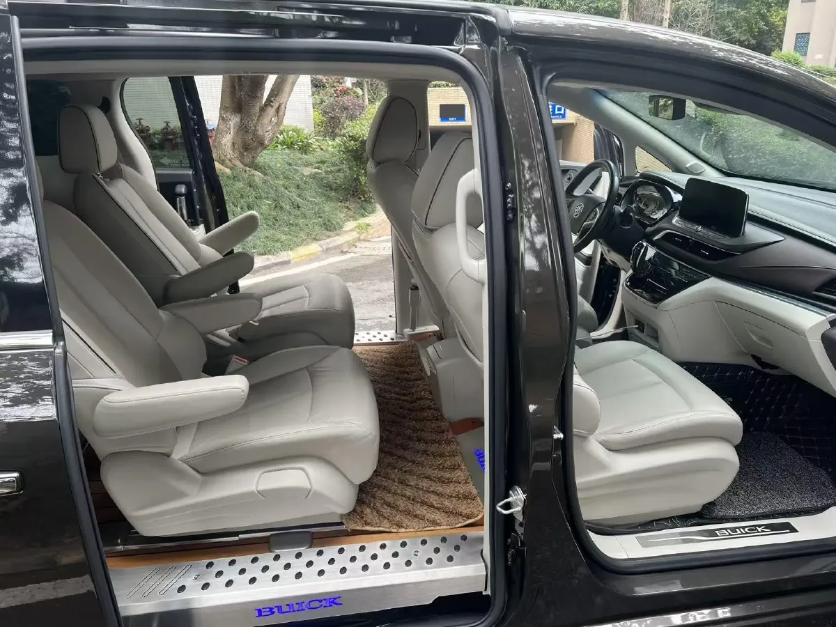 2021 Buick GL8 2.0T 237HP L4 9AT,autocango,china used car exporter,china ev exporter,chinese used car exporter,chinese used ev exporter