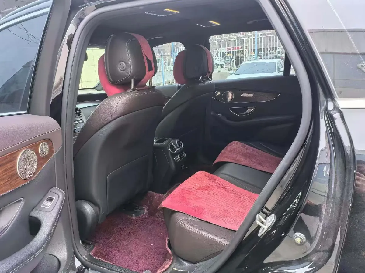 2021 Mercedes-Benz GLC Class 2.0T 258HP L4 9AT,autocango,china used car exporter,china ev exporter,chinese used car exporter,chinese used ev exporter