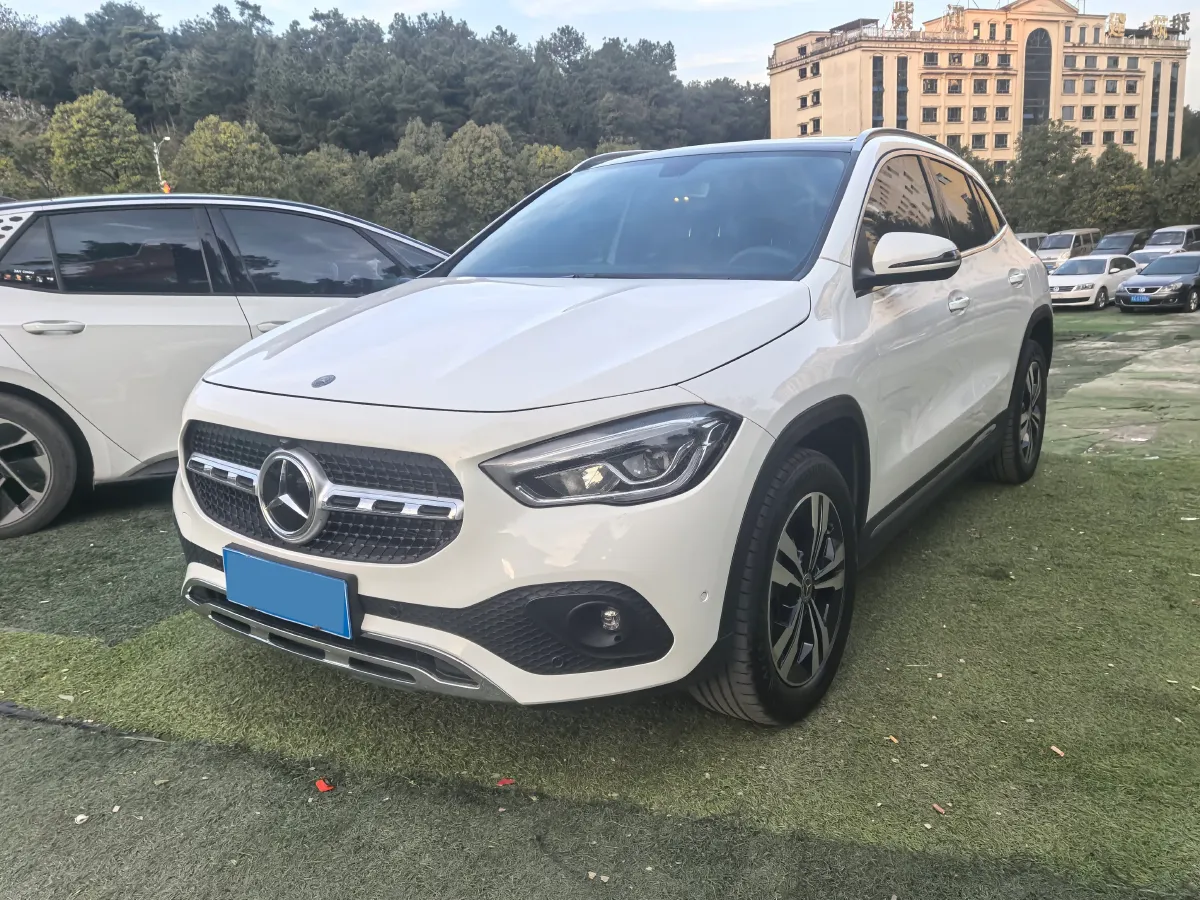 2020 Mercedes-Benz GLA Class 1.3T 163HP L4 7DCT,autocango,china used car exporter,china ev exporter,chinese used car exporter,chinese used ev exporter