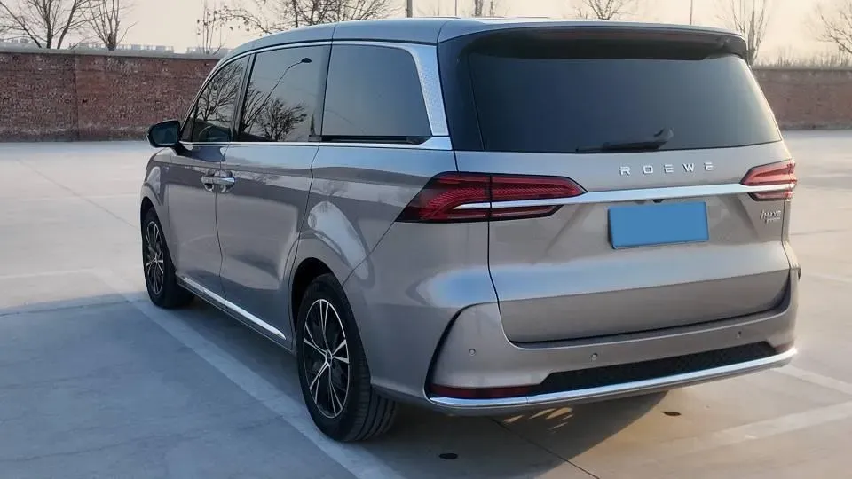 2023 Roewe iMAX8 2.0T 234HP L4 8AT,autocango,china used car exporter,china ev exporter,chinese used car exporter,chinese used ev exporter