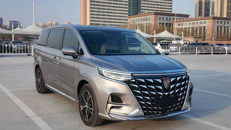 2023 Roewe iMAX8 2.0T 234HP L4 8AT,autocango,china used car exporter,china ev exporter,chinese used car exporter,chinese used ev exporter