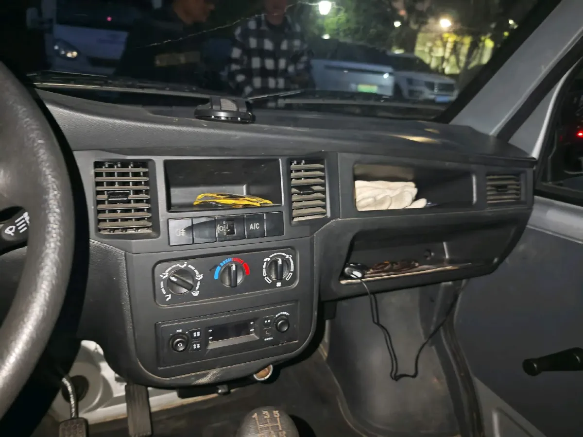 2019 WuLing ZhiGuang 1.2L 82HP L4 5MT,autocango,china used car exporter,china ev exporter,chinese used car exporter,chinese used ev exporter