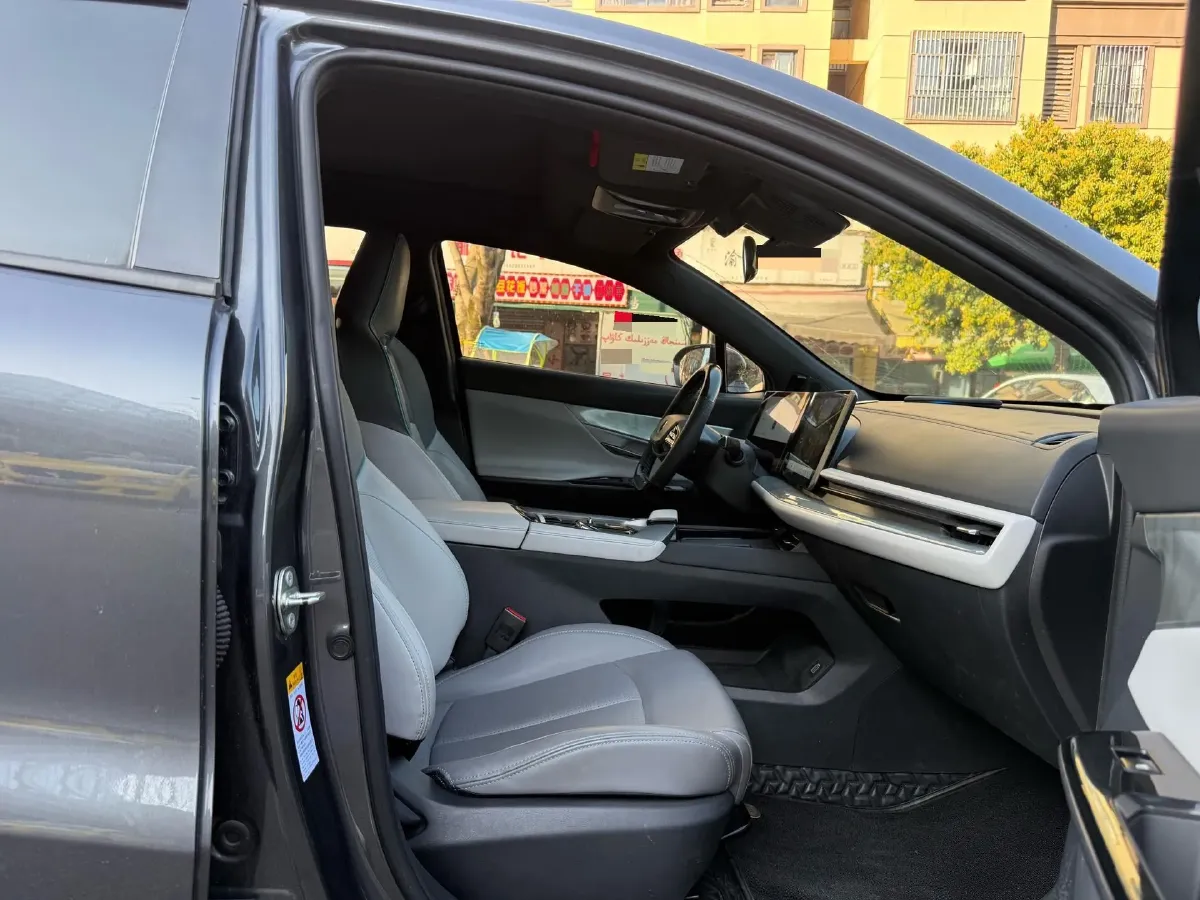 2023 ChangAn UNI-T 1.5T 188HP L4 7DCT,autocango,china used car exporter,china ev exporter,chinese used car exporter,chinese used ev exporter