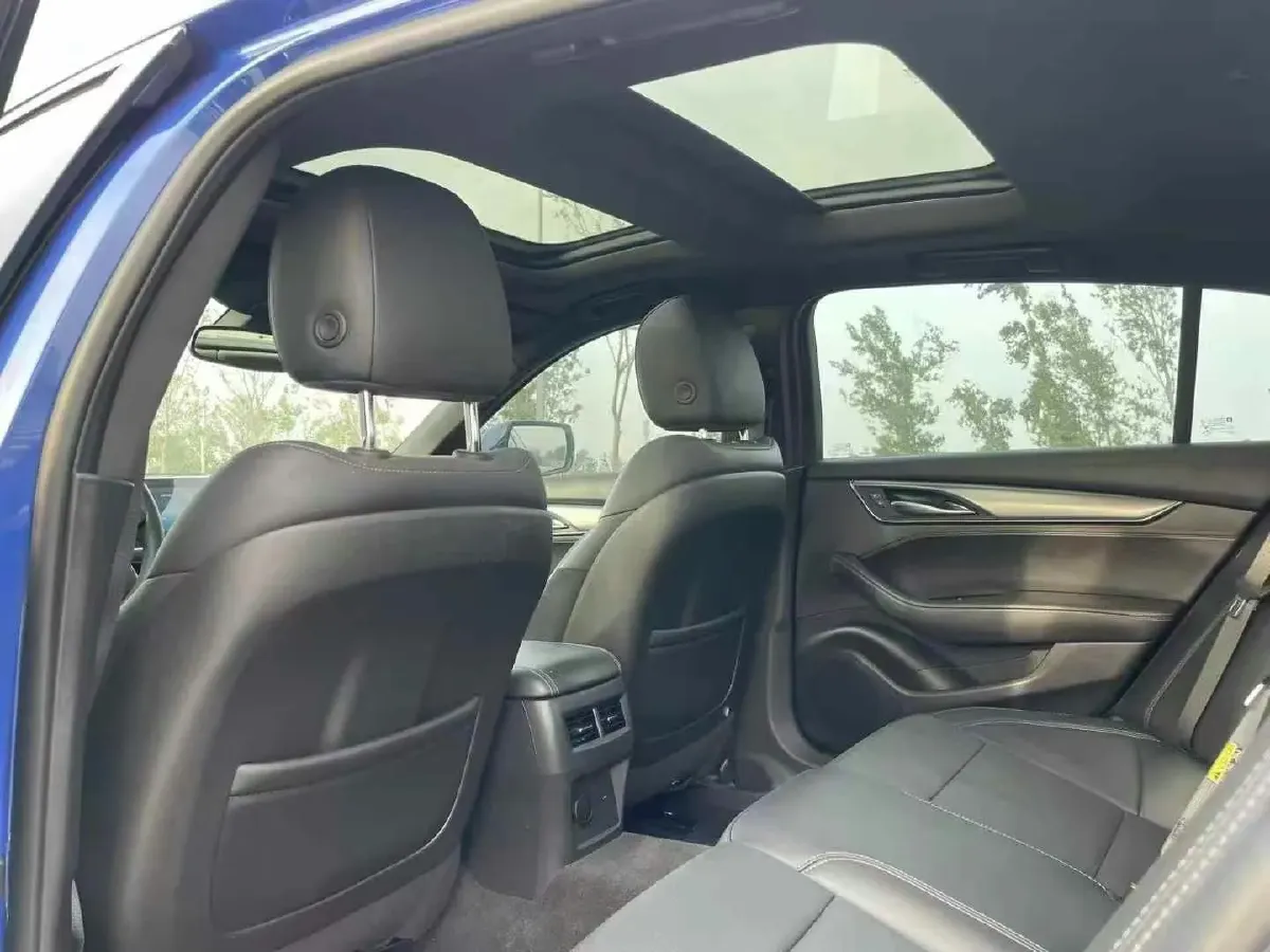 2022 Cadillac CT5 2.0T 237HP L4 10AT,autocango,china used car exporter,china ev exporter,chinese used car exporter,chinese used ev exporter