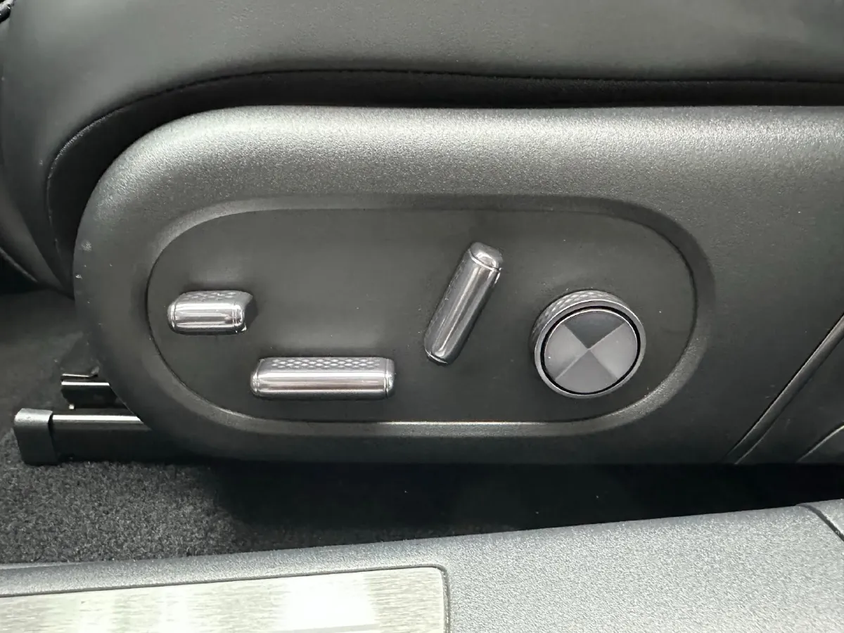 2024 Zeekr 007 BEV 100KWH,autocango,china used car exporter,china ev exporter,chinese used car exporter,chinese used ev exporter