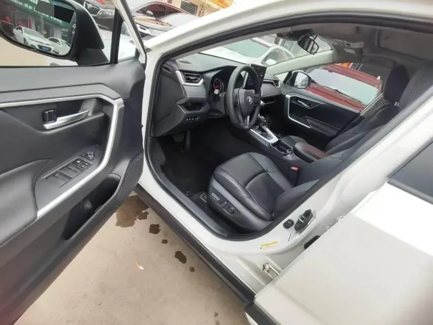 2020 Toyota Wildlander 2.0L 171HP L4 CVT,autocango,china used car exporter,china ev exporter,chinese used car exporter,chinese used ev exporter