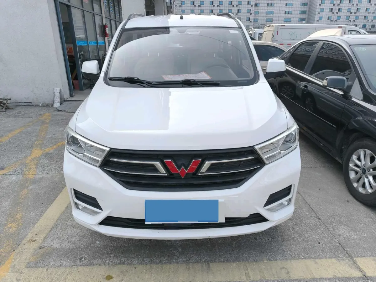 2019 WuLing HongGuang 1.5L 99HP L4 6MT,autocango,china used car exporter,china ev exporter,chinese used car exporter,chinese used ev exporter