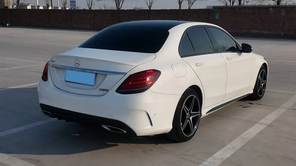 2020 Mercedes-Benz C Class 1.5T 184HP L4 9AT,autocango,china used car exporter,china ev exporter,chinese used car exporter,chinese used ev exporter